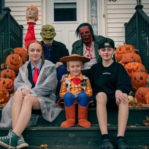 Meet your Posher, Addam